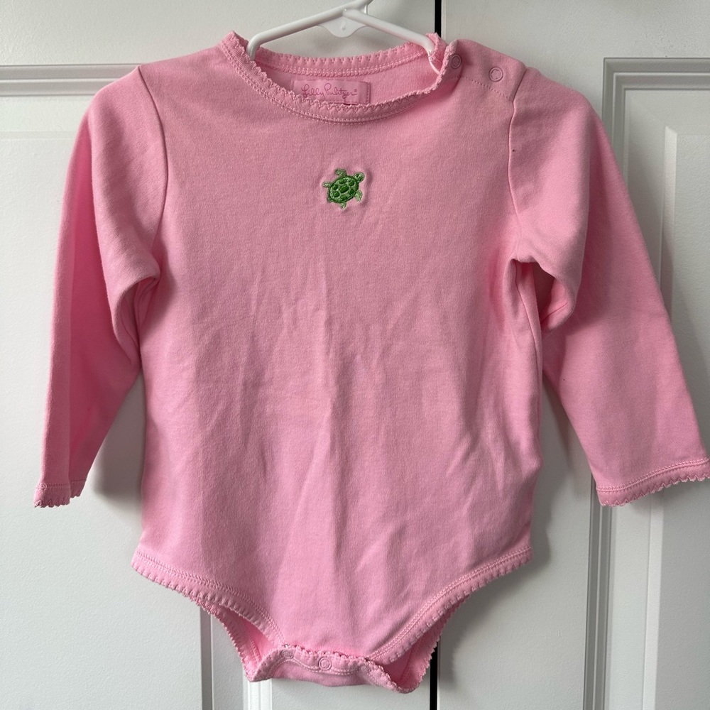 Lilly Pulitzer Girls Pink Turtle Onesie (Size 18-24 Months)